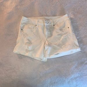 American eagle white shorts